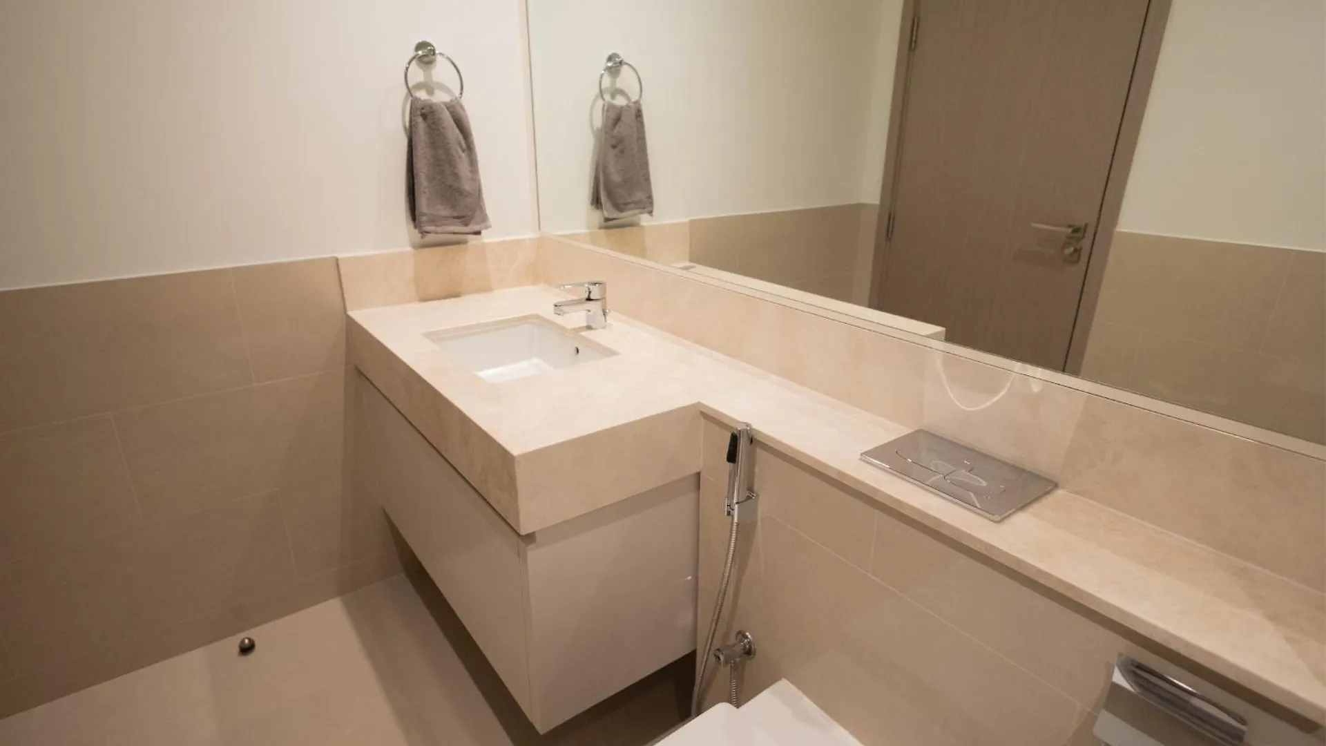 Mh - Act One Act Two - 2Bhk - Ref503 Apartment Dubai